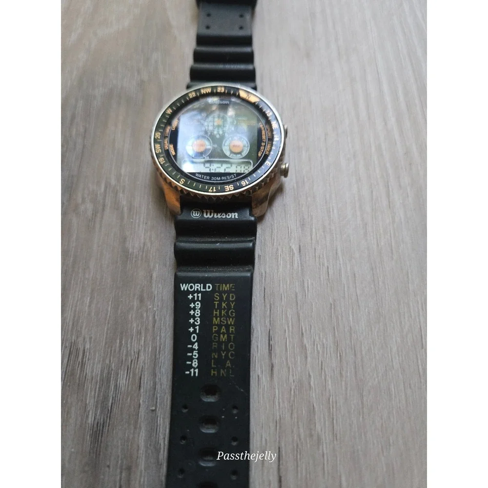 Wilson World Time Digital Watch Mens LCD Travel Sports Y2K Retro Techwear